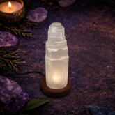 Lámpara de Selenita Natural USB LED Multicolor (Armonía, Purificación y Bienestar Energético)