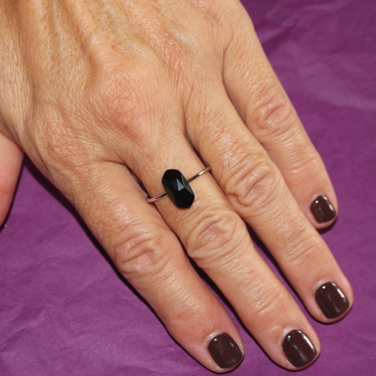 Anillo Plateado Ojo Turco Brillante – Elegancia y Protección