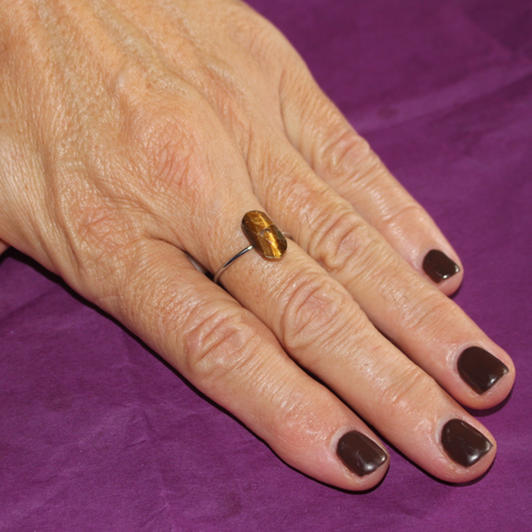 Anillo Plateado Ojo Turco Brillante – Elegancia y Protección