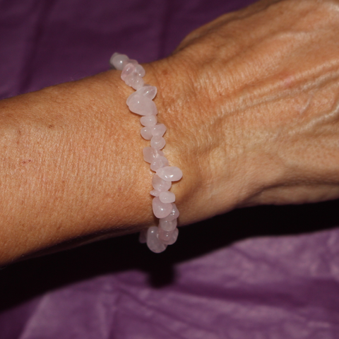 Pulsera Chip de Cuarzo Rosa (Amor, Calma y Energía Positiva)