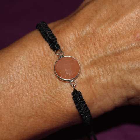 Pulsera Hilo negro del Destino con Detalles Únicos