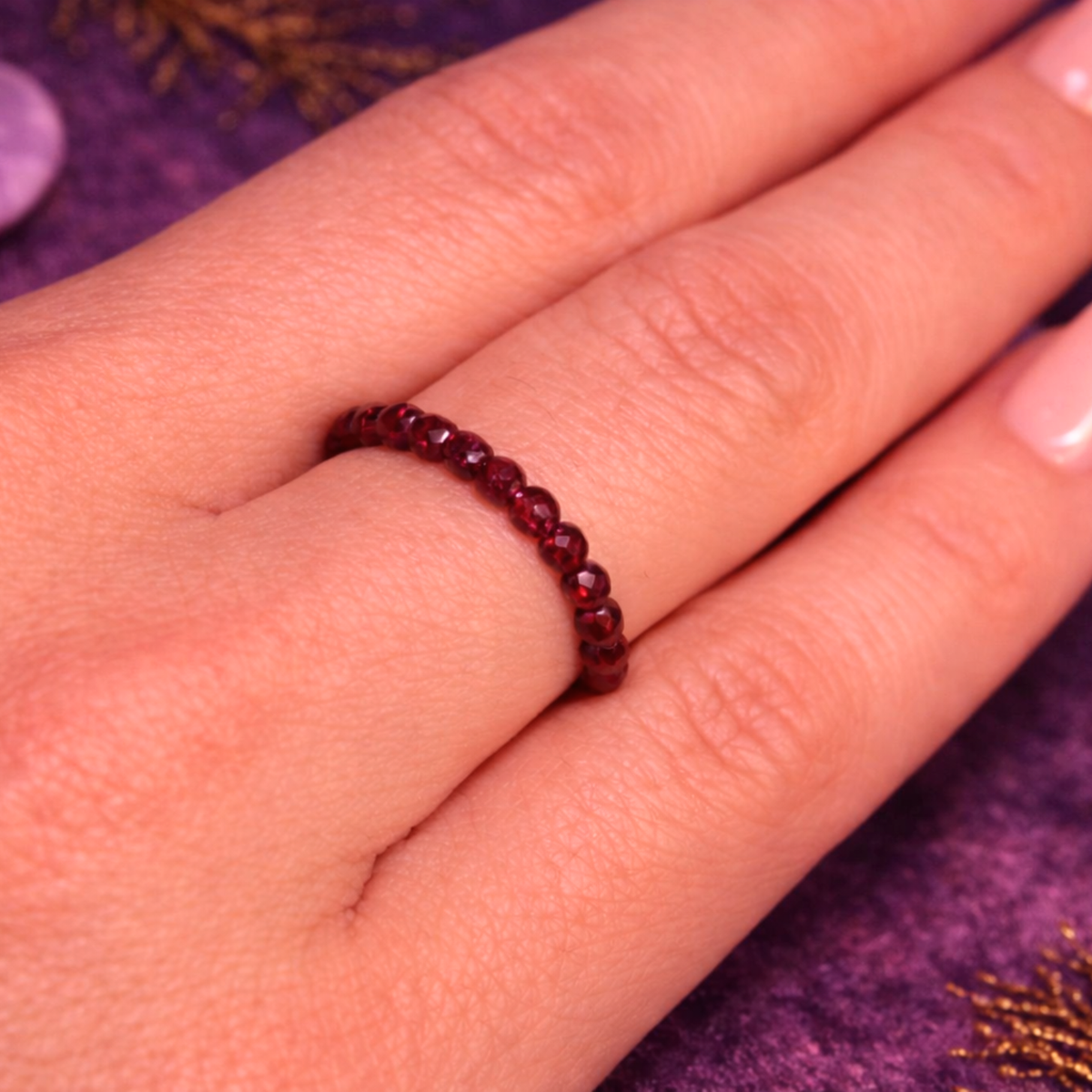 Anillo de Granate Natural Ajustable (Energía, Pasión y Fuerza Interior)