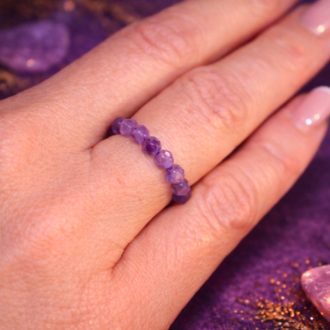 Anillo de Amatista Natural Ajustable (Calma, Protección y Equilibrio)