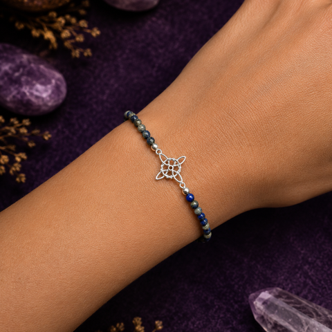 Pulsera Facetada de Lapislázuli 3mm con Nudo de Bruja en Plata de Ley 925 – ACTIVADA (Protección y Sabiduría Espiritual)