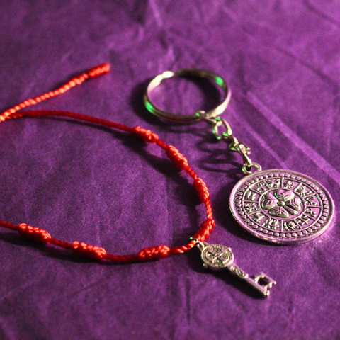 Pack Amuletos de Protección y Abre Caminos (Hilo Rojo de 7 Nudos + Tetragramatón)