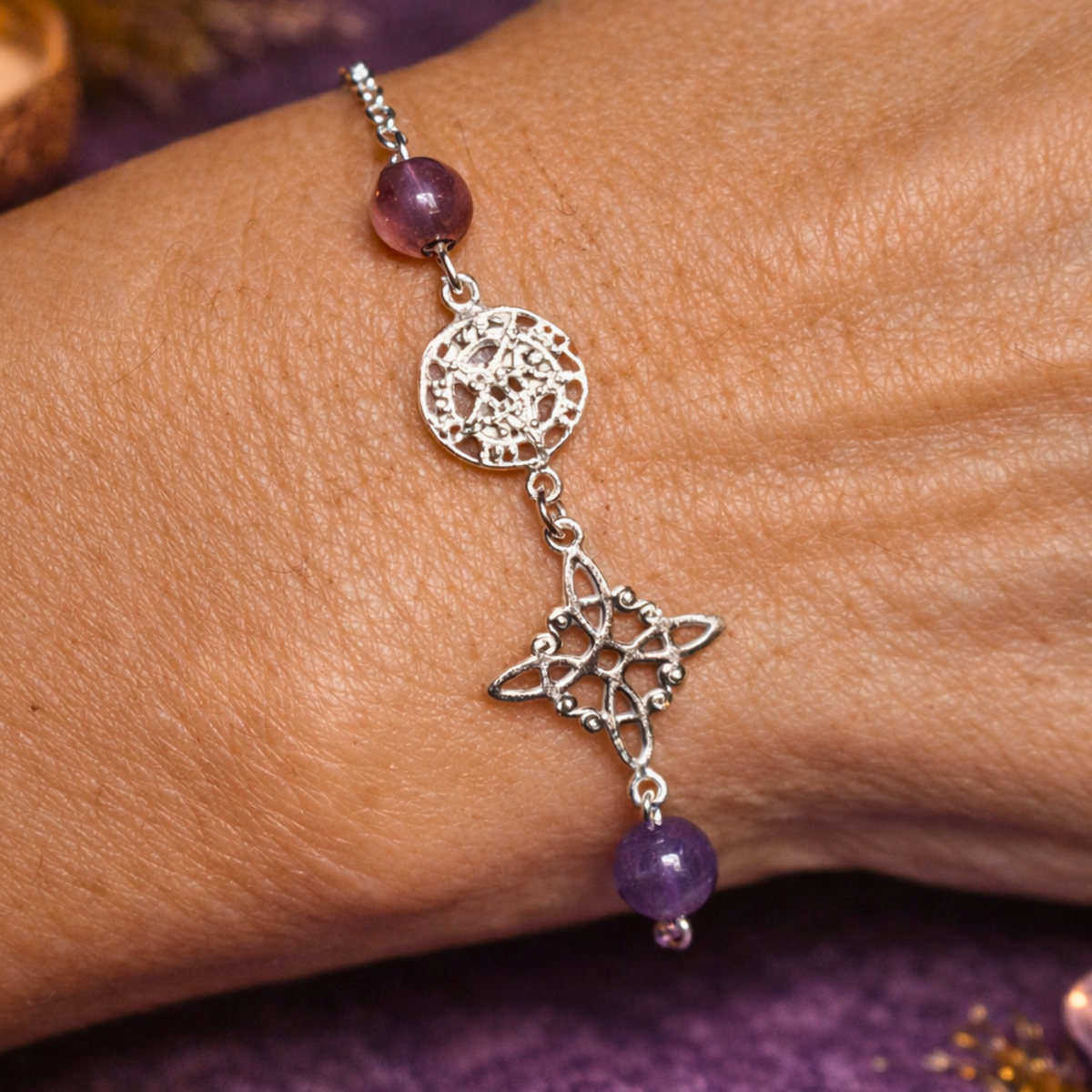 Pulsera Nudo de Bruja, Tetragramatón y Amatista en Plata de Ley 925 – Triple Protección ACTIVADA (Protección y Conexión Espiritual)