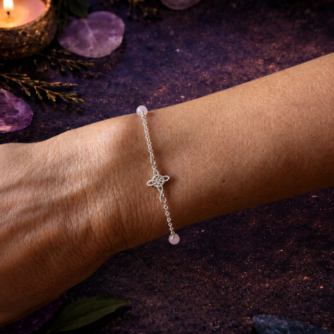 Pulsera Nudo de Bruja con Mineral Natural en Plata de Ley 925 – ACTIVADA (Doble Protección y Equilibrio Espiritual)