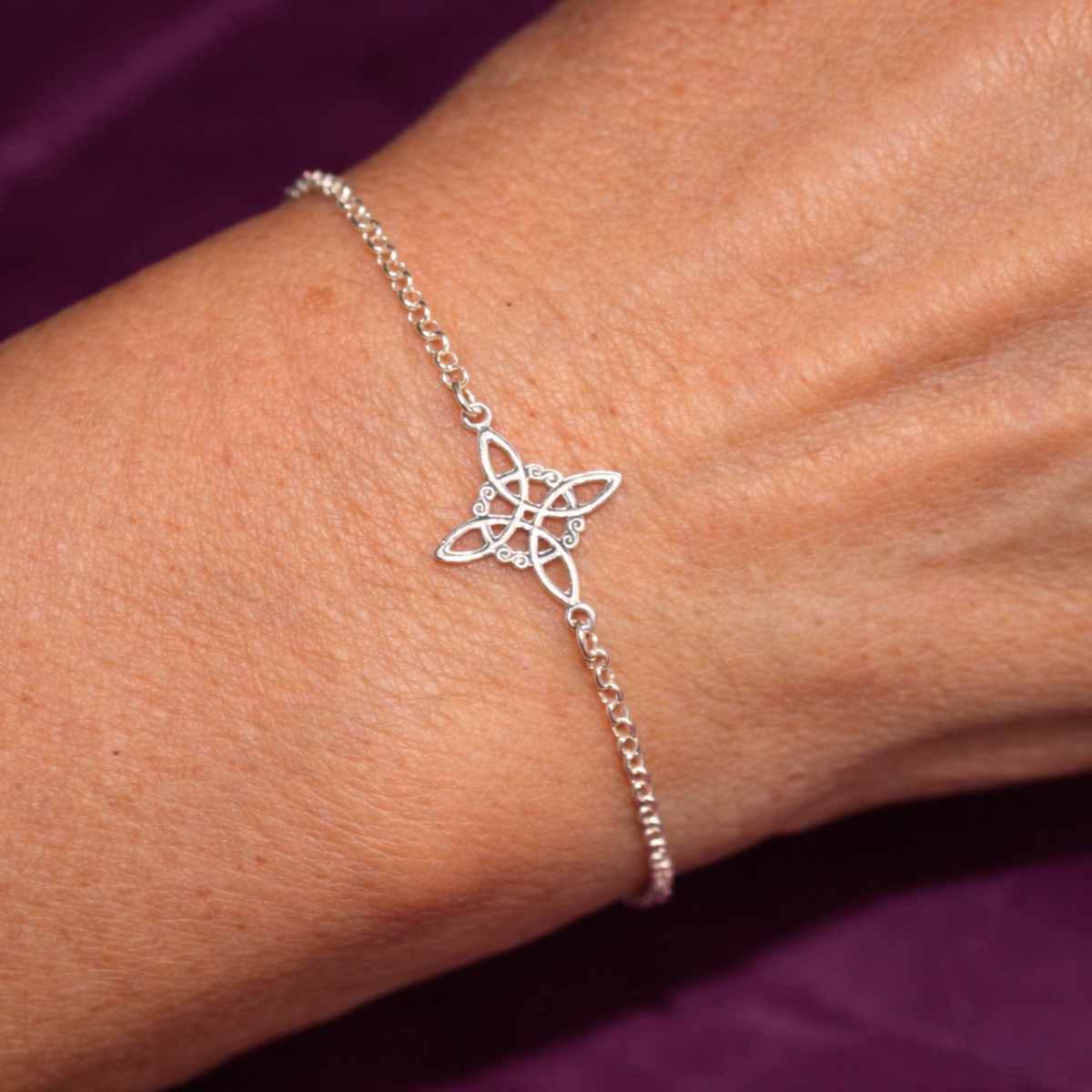 Pulsera Nudo de Bruja en Plata de Ley 925 ACTIVADA (Protección Ancestral y Equilibrio Energético)