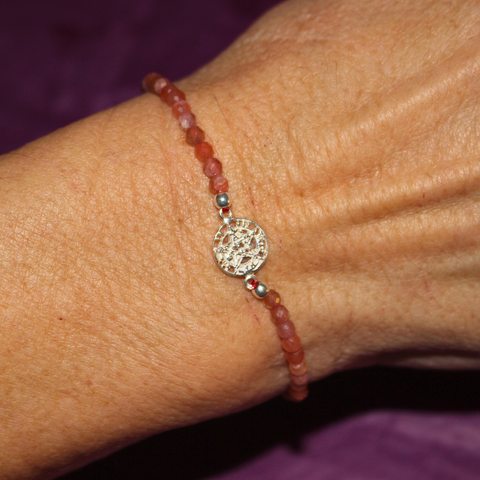 Pulsera Piedra Solar con Tetragramatón en Plata 925 ACTIVADA (Suerte y Escudo Espiritual)