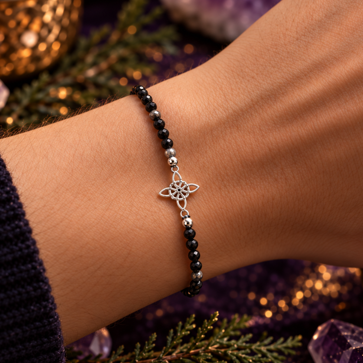 Pulsera Facetada de Turmalina Negra con Nudo de Bruja en Plata de Ley 925 – ACTIVADA (Protección y Defensa Energética)