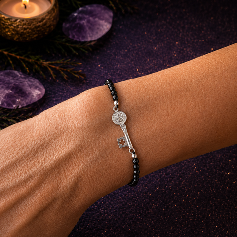 Pulsera Facetada de Turmalina Negra 3mm con San Benito en Plata de Ley 925 – ACTIVADA (Protección, Transmutación y Apertura de Caminos)